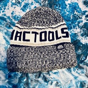 Unisex Mac Tools beanie great for cold winter NWOT